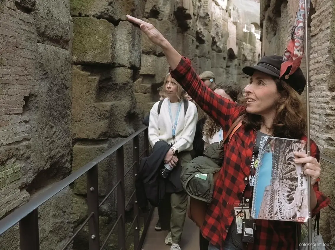 Ruïnes van het Forum Romanum tijdens de Colosseum Arenavloer combinatietour