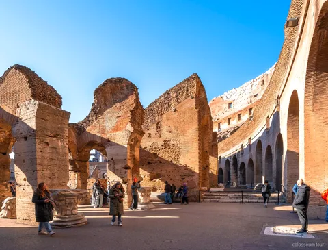 Tillträde till Colosseums arenagolv på den underjordiska premiumturen