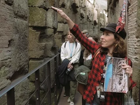 Ruinerne i Romerske Forum på Colosseum arenagulv-kombinationsturen