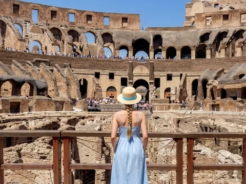 Kolezyum giriş biletine dahil Roma Forumu kalıntıları
